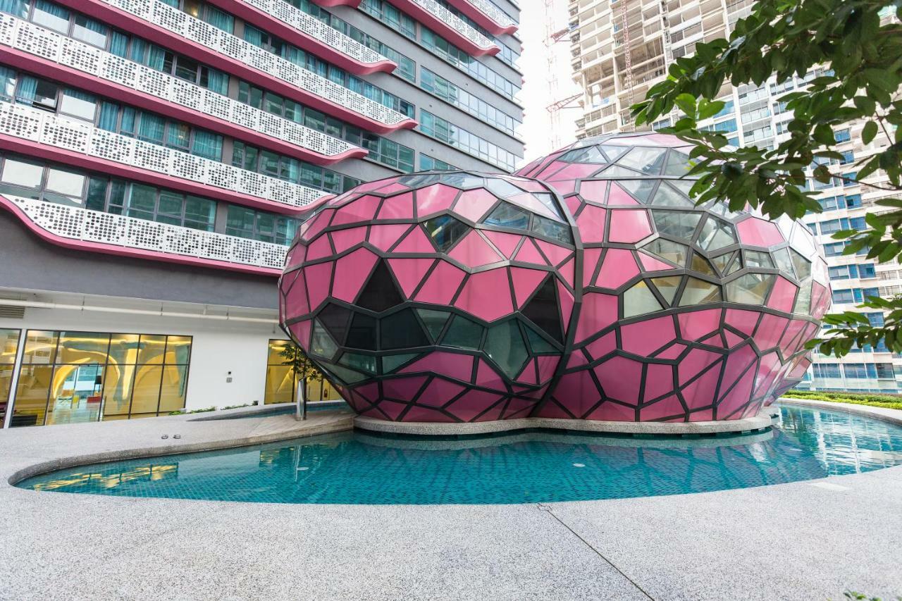 Arte Plus Klcc By Psm Luxury Suites Куала Лумпур Екстериор снимка