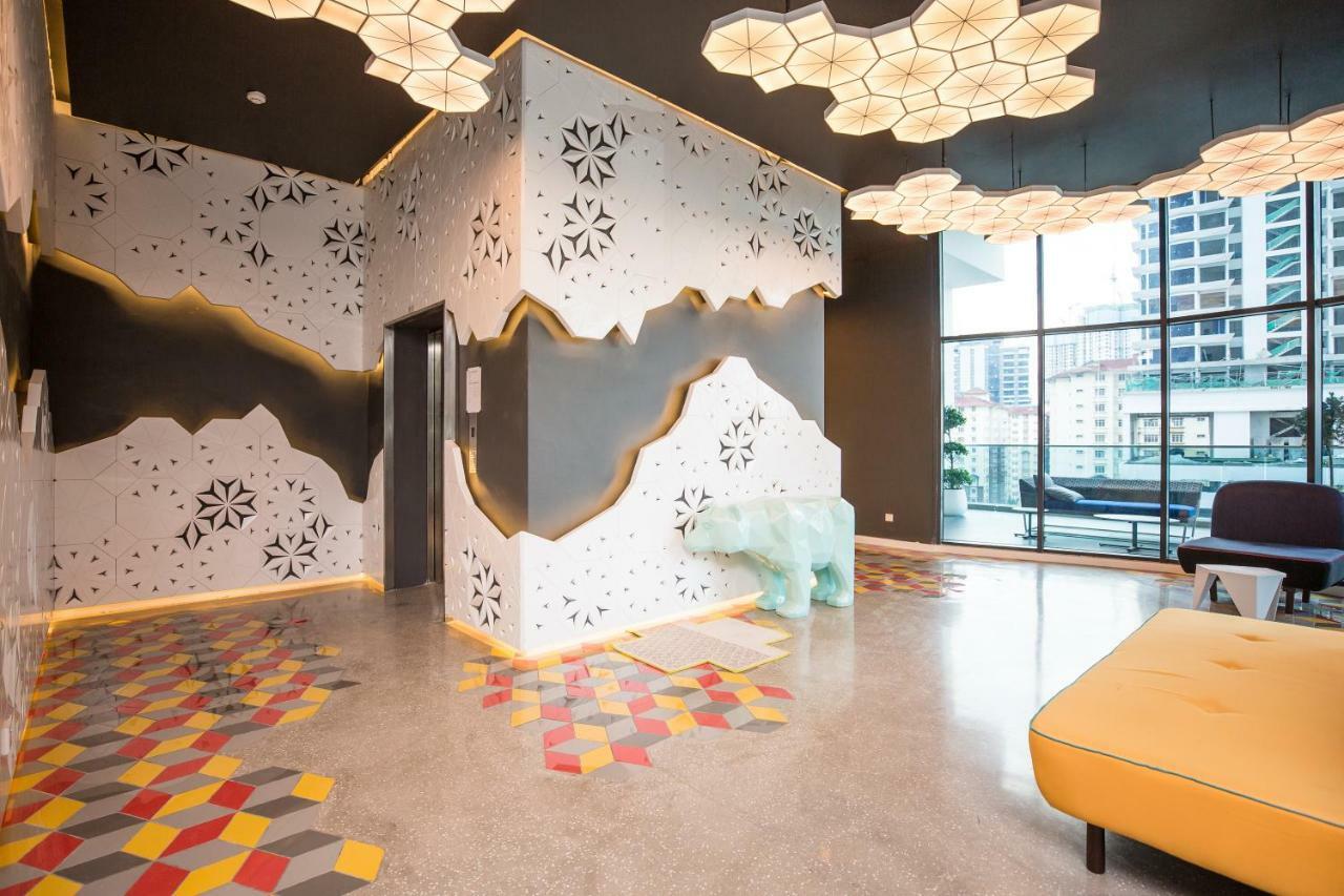 Arte Plus Klcc By Psm Luxury Suites Куала Лумпур Екстериор снимка